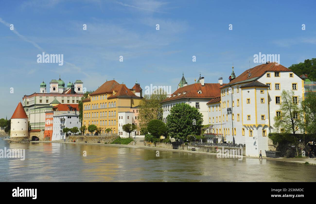 Panorama della città a tre fiumi di Passau, lato Inn Foto Stock