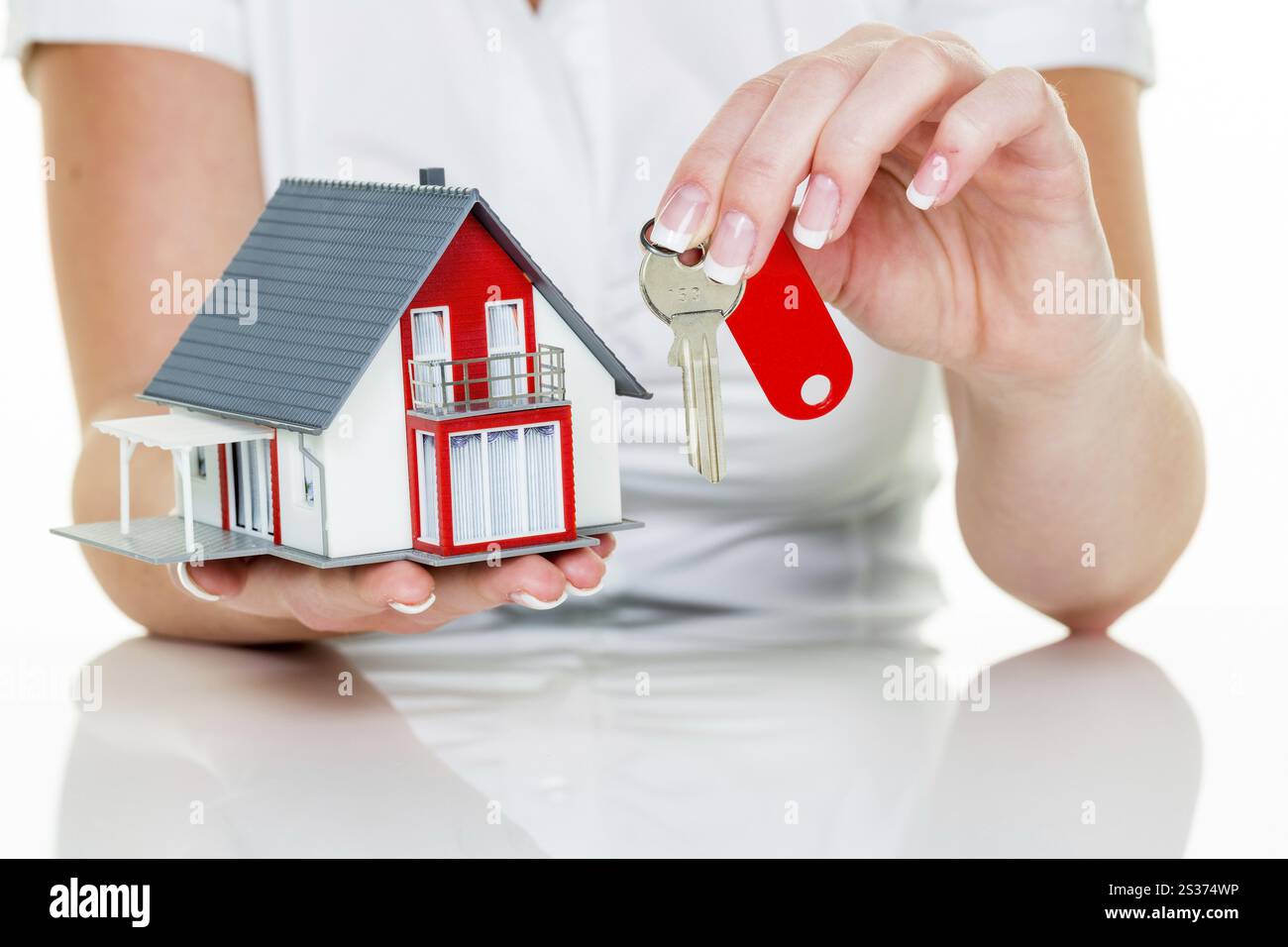 Un agente immobiliare per immobili con una casa e un importante successo di locazione e vendita di immobili da parte di agenti immobiliari. Austria Foto Stock