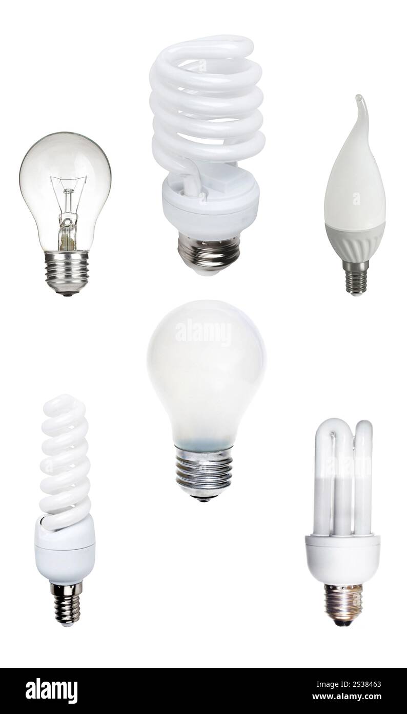Lampadina classica a risparmio energetico isolata su sfondo bianco. Lampadina classica e a risparmio energetico Foto Stock