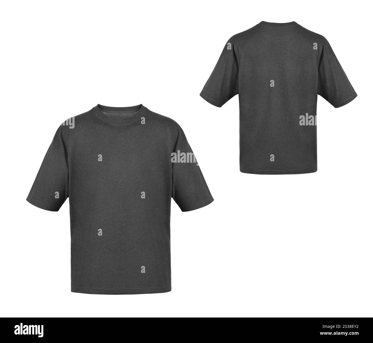 T-shirt nere isolate su sfondo bianco. T-shirt nere Foto Stock