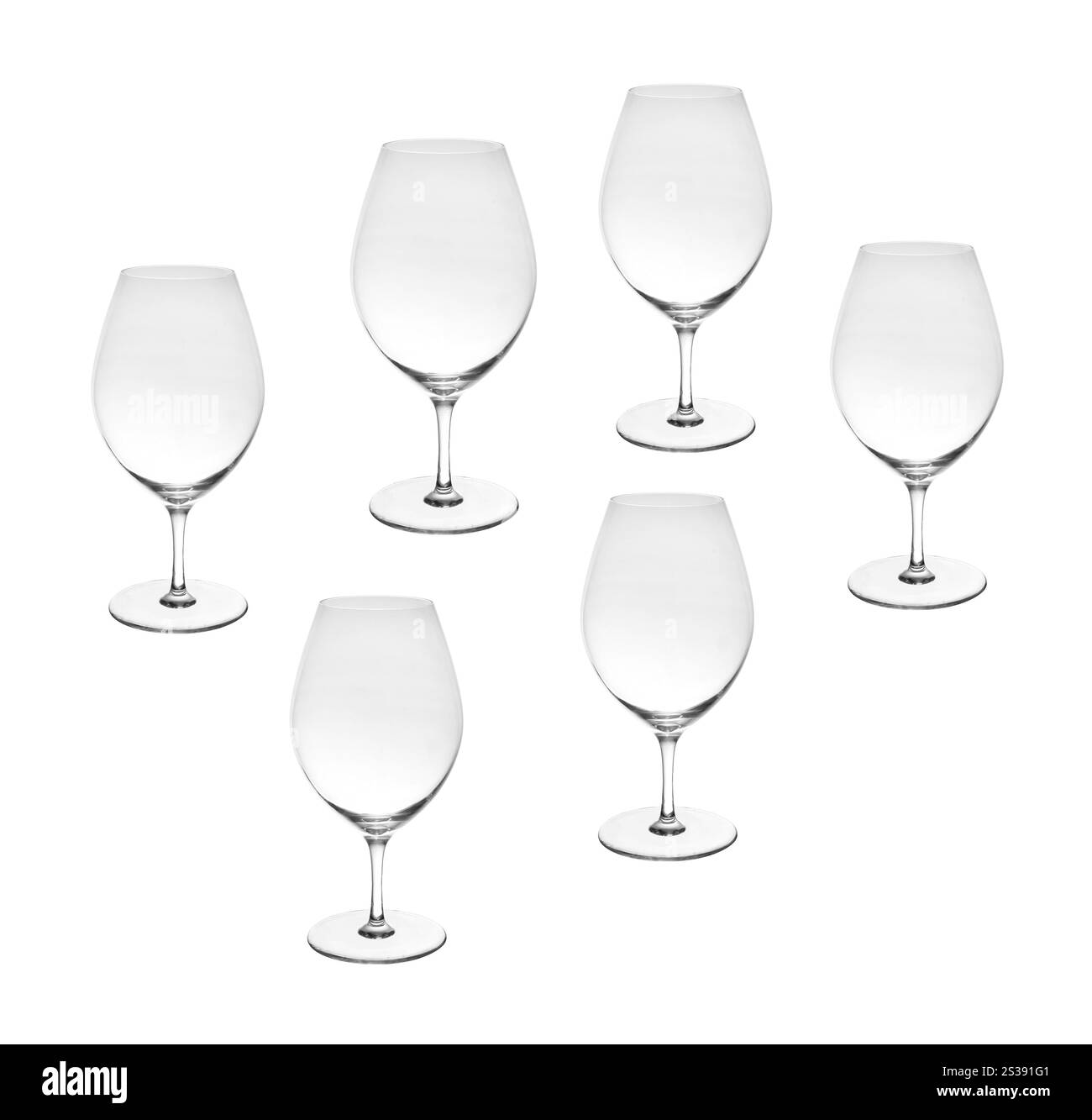 Bicchieri da vino vuoti, isolati su fondo bianco. Bicchieri da vino vuoti Foto Stock