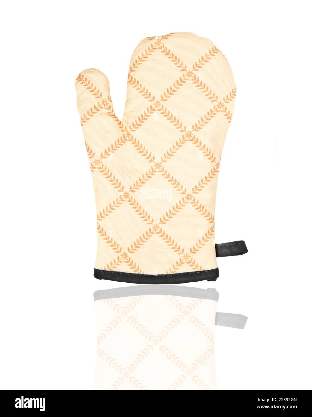 Guanto da cucina isolato su sfondo bianco. Guanto da cucina su sfondo bianco Foto Stock