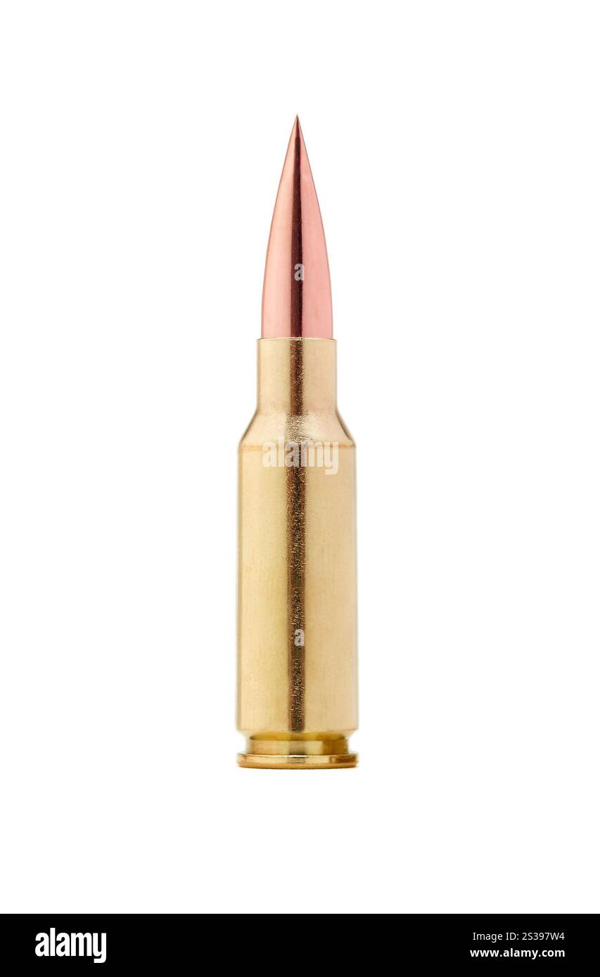 Cartuccia rivestimento completamente in metallo AK47 isolata su sfondo bianco. Cartuccia rivestimento completamente in metallo AK47 Foto Stock