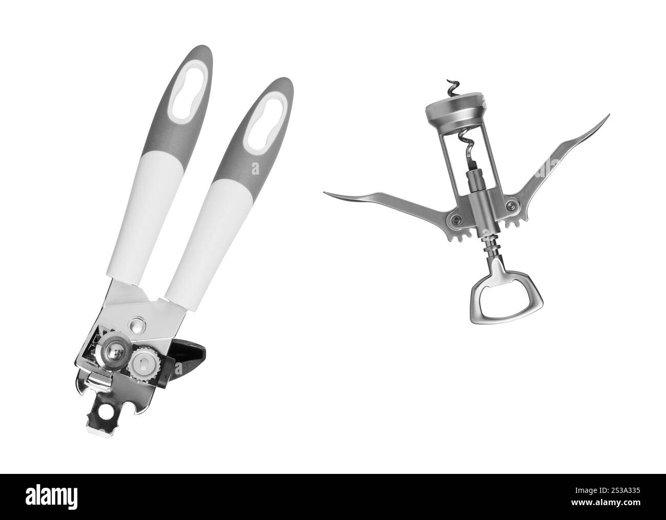 cavatappi con attrezzatura per l'apertura di lattine isolate su bianco. cavatappi con attrezzatura per l'apertura di lattine Foto Stock