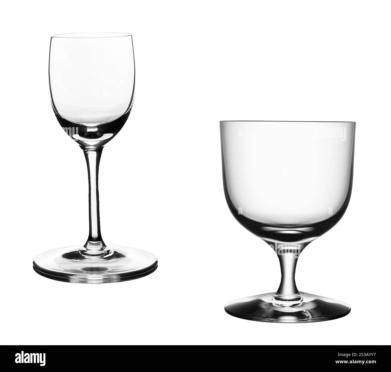 Bicchieri vuoti di vino bianco. Bicchiere di vino bianco vuoto Foto Stock