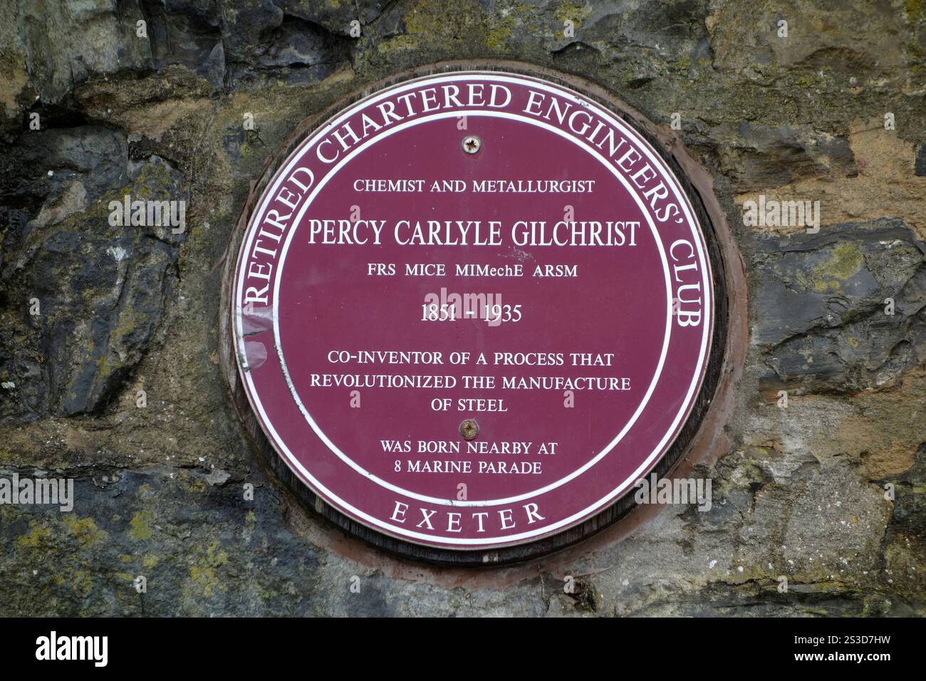 Targa commemorativa dedicata a Percy Carlyle Gilchrist ( Chemist & Metallurgist), Cobb Gate, Lyme Regis, Dorset, Inghilterra, REGNO UNITO Foto Stock