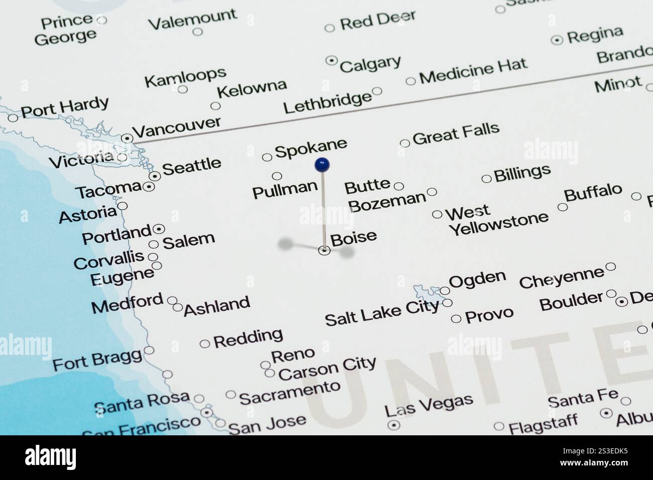 Foto macro di una spilla blu nella mappa politica della città di Boise degli Stati Uniti d'America Foto Stock
