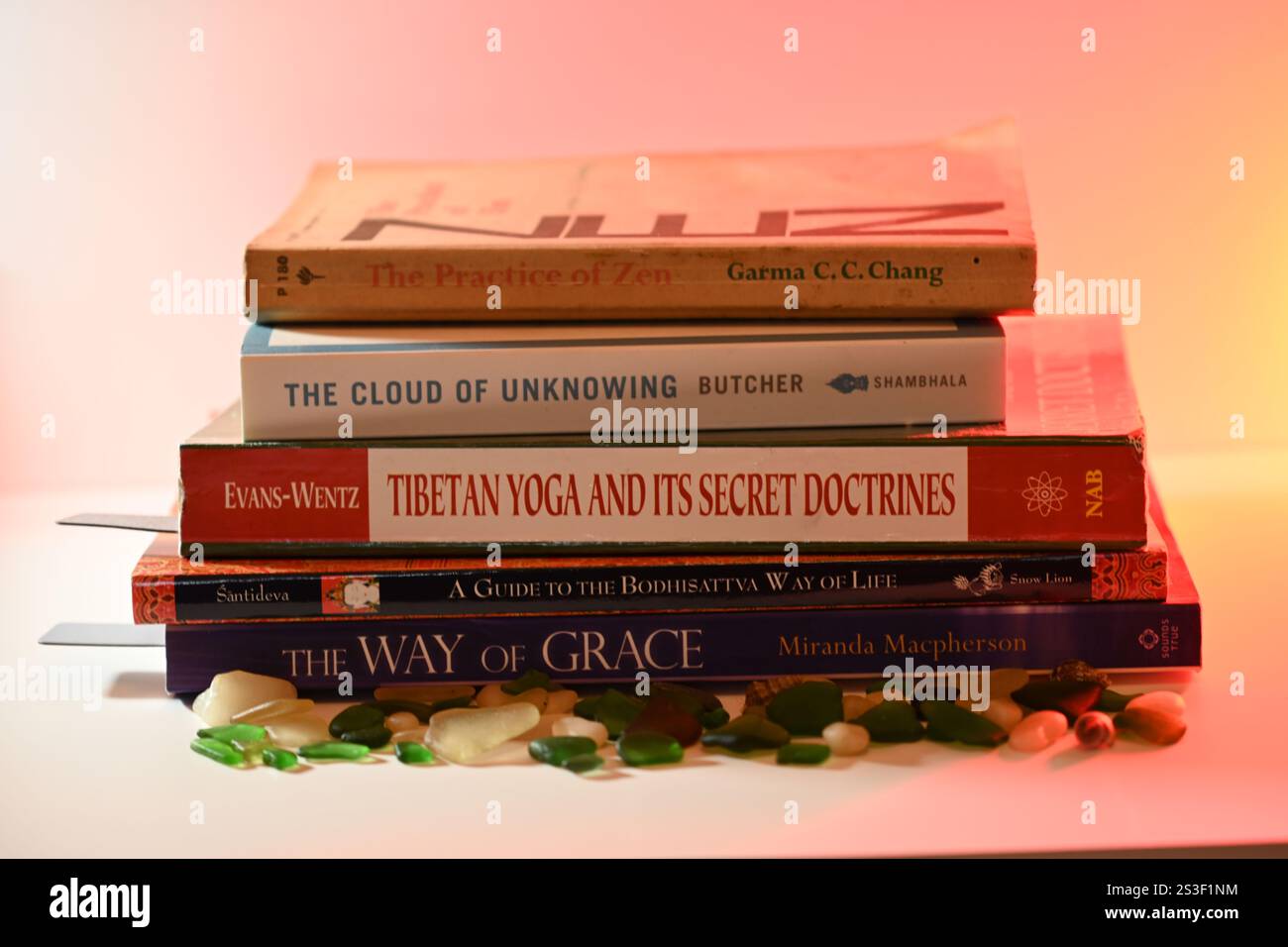 libri spirituali Foto Stock