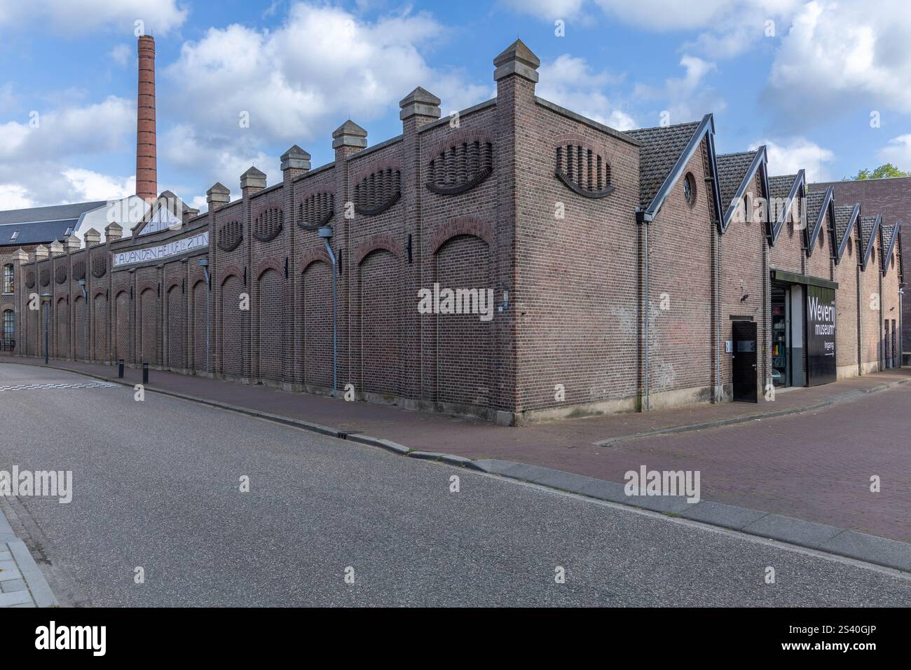 Geldrop, Paesi Bassi. 28 giugno 2024. Edificio monumentale della fabbrica tessile nella città di Geldrop , ora museo. Foto Stock