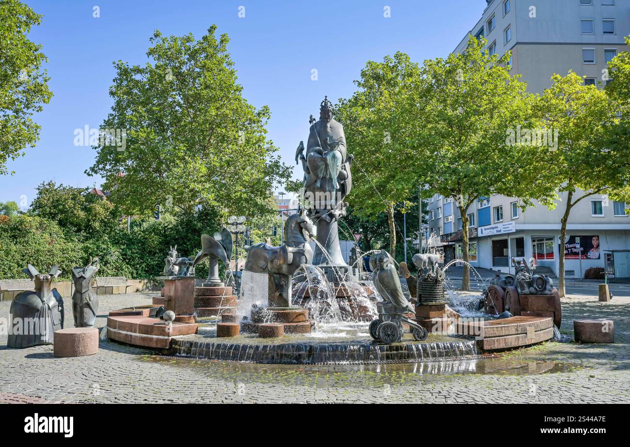 Kaiserbrunnen, Mainzer Tor, Kaiserslautern, Rheinland-Pfalz, Deutschland *** Kaiserbrunnen, Mainzer Tor, Kaiserslautern, Renania-Palatinato, Germania Foto Stock