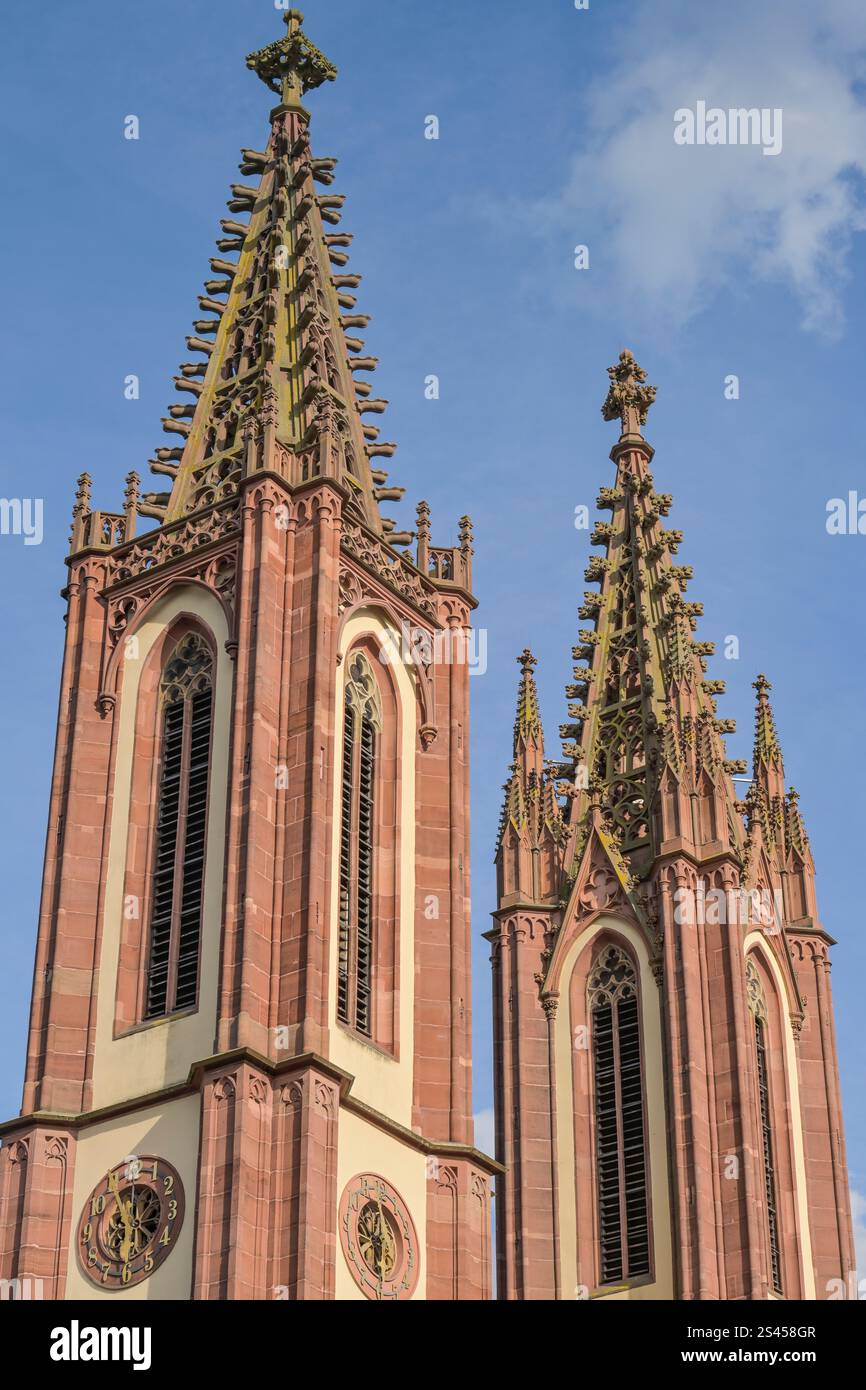 Rheingauer Dom, katholische Pfarrkirche Heilig Kreuz, Bischof-Blum-Platz, Geisenheim, Assia, Germania Foto Stock