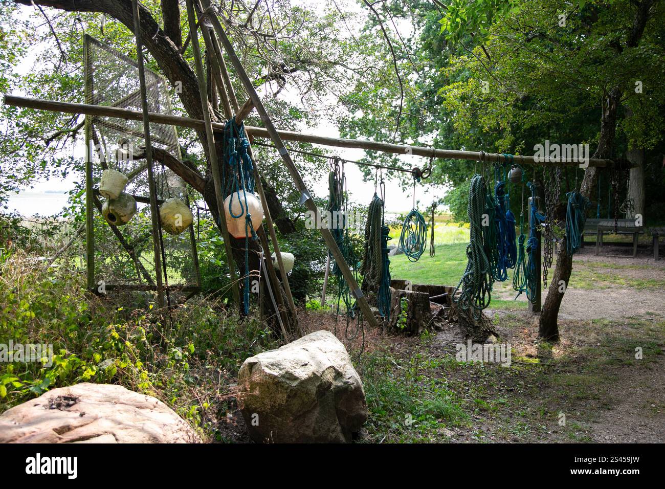 Attrezzi dei pescatori vicino al Mar Baltico, nel sud della Danimarca. Foto Stock