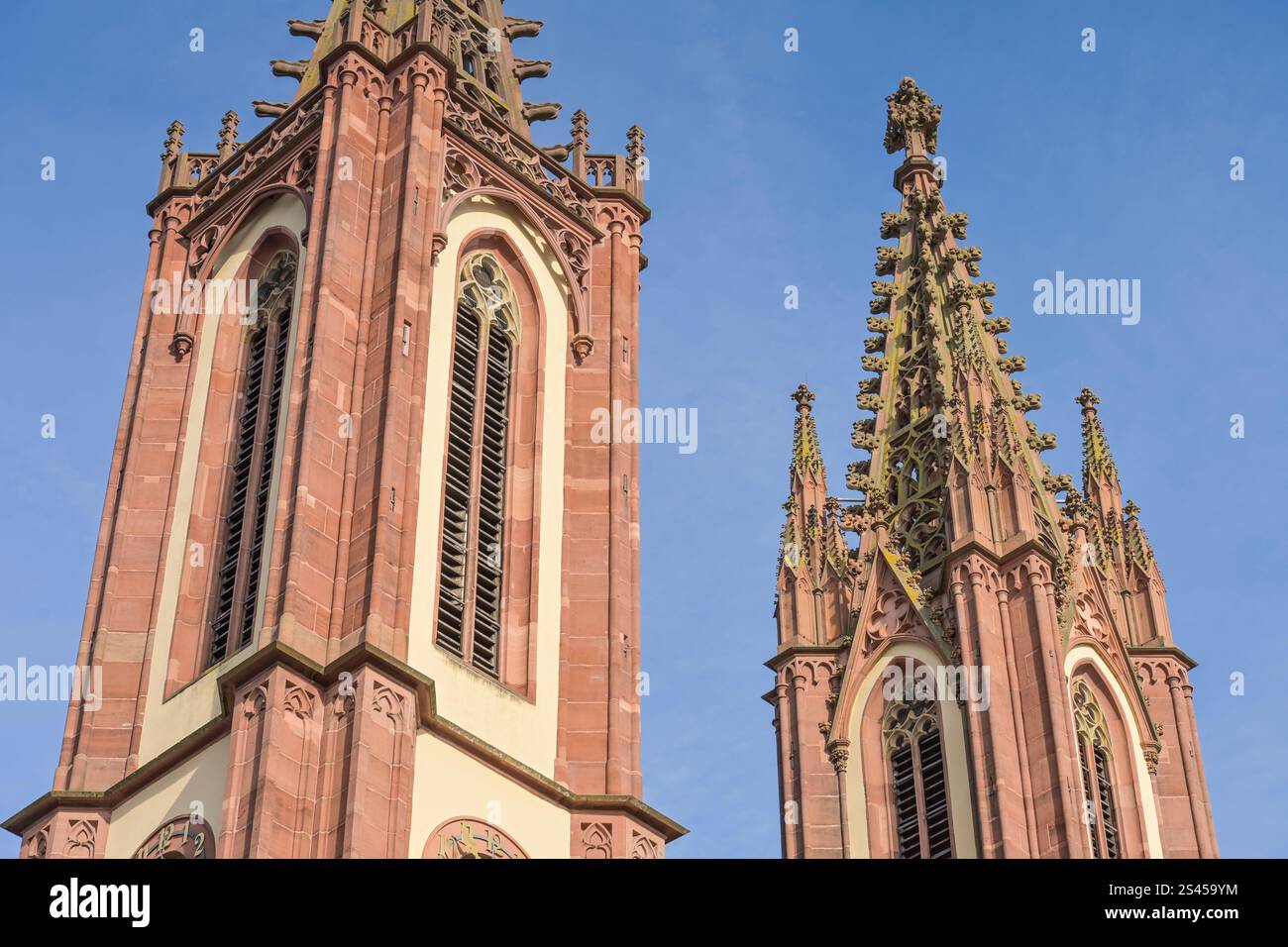 Rheingauer Dom, katholische Pfarrkirche Heilig Kreuz, Bischof-Blum-Platz, Geisenheim, Assia, Germania Foto Stock