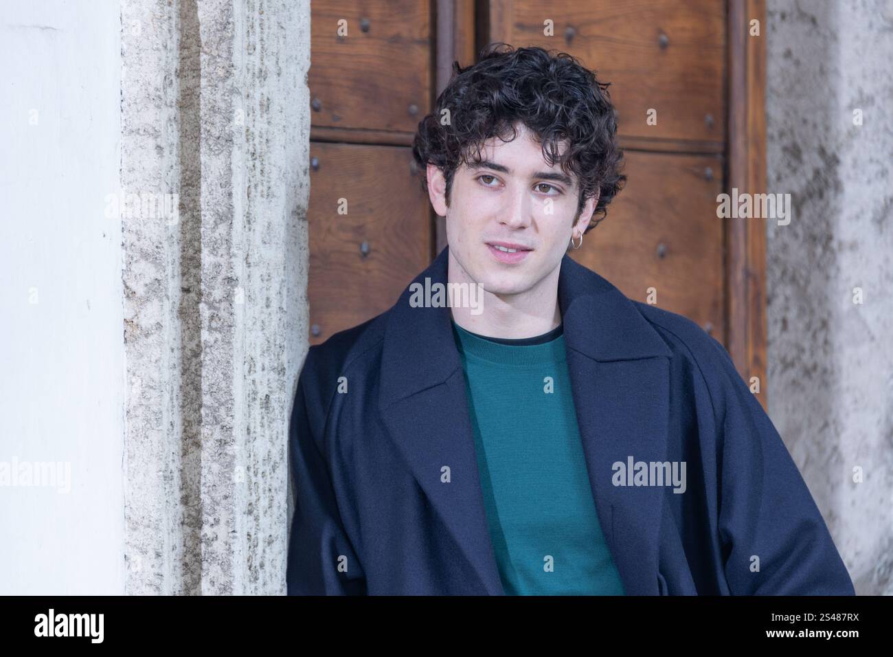 Roma, Italia. 10 gennaio 2025. L'attore Nicolas Maupas partecipa al photocall della fiction "il Conte di Montecristo" a Palazzo Farnese a Roma (foto di Matteo Nardone/Pacific Press) crediti: Pacific Press Media Production Corp./Alamy Live News Foto Stock