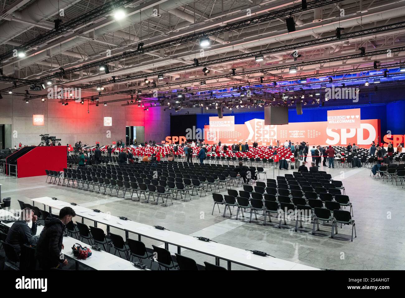 11.01.2025,Berlino,außerordentlicher Bundesparteitag der SPD im CityCube *** 11 01 2025,Berlino,Conferenza straordinaria del partito federale della SPD nella CityCube Foto Stock