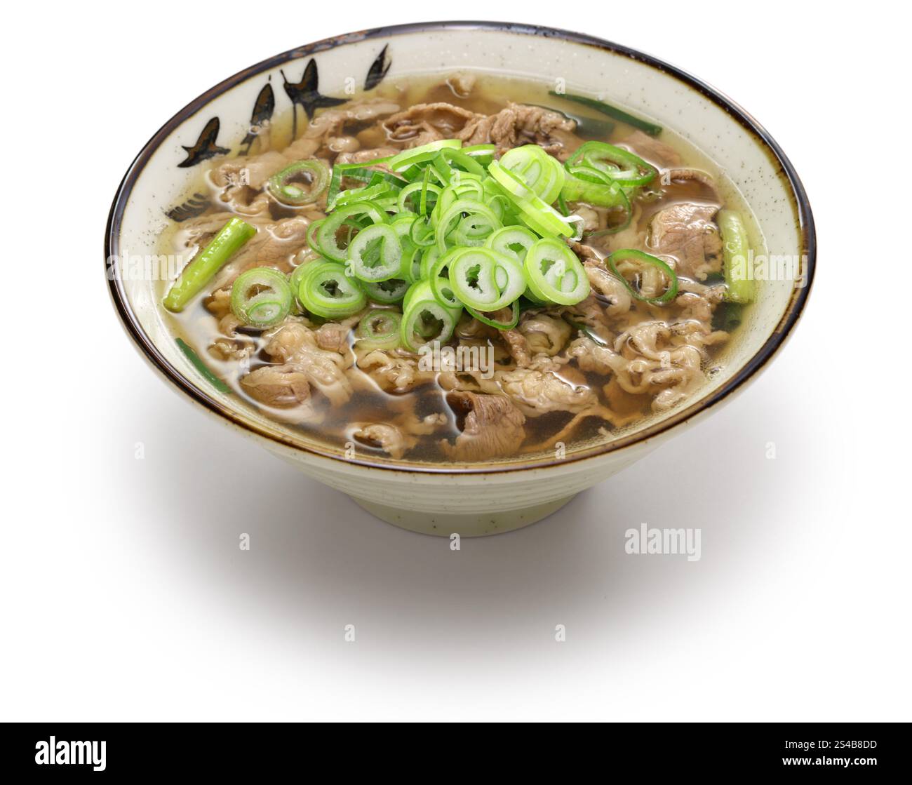 Un piatto speciale di Osaka in Giappone. Il Nikusui è una zuppa di carne a fette sottili ​​beef pancia bollita in salsa di soia con fiocchi di bonito aromatizzati. Foto Stock