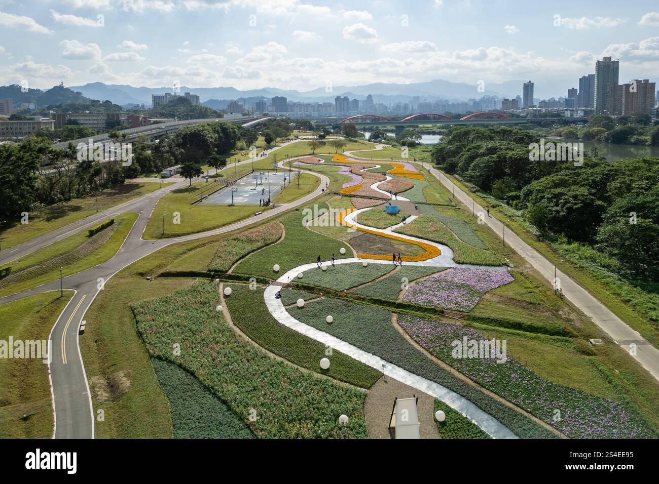 Scenario del Parco culturale Hakka e del Parco sul fiume Guting nella città di Taipei, Taiwan Foto Stock