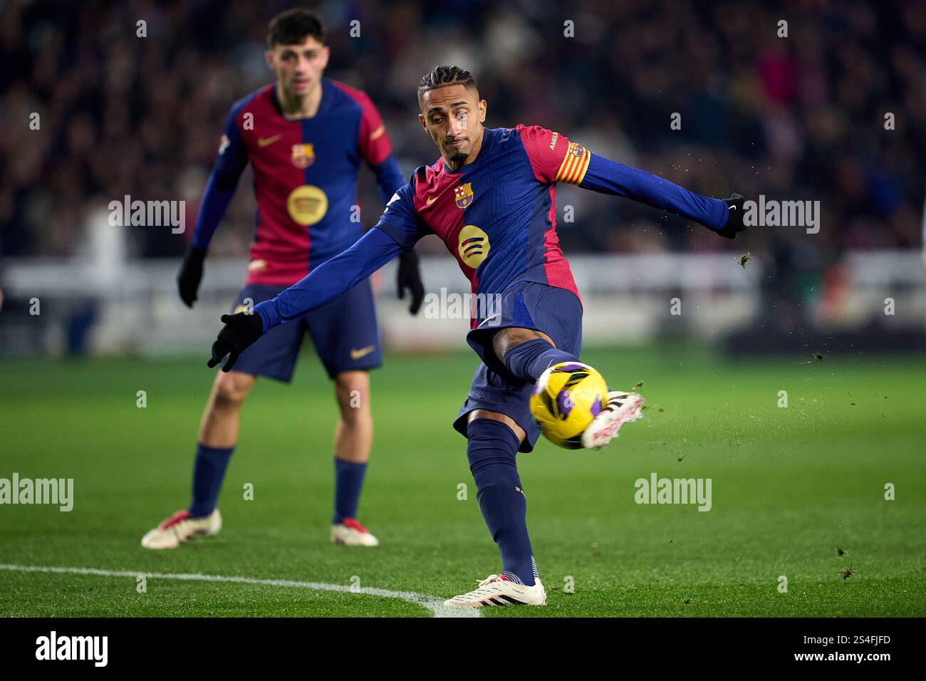 BARCELLONA, SPAGNA - 15 DICEMBRE: Raphinha del FC Barcelona durante la partita di LaLiga tra FC Barcelona e CD Leganes all'Estadi Olimpic Lluis Companys Foto Stock