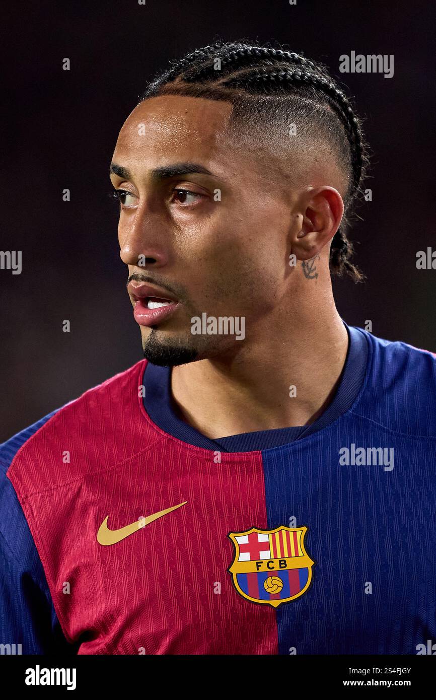 BARCELLONA, SPAGNA - 15 DICEMBRE: Raphinha del FC Barcelona durante la partita di LaLiga tra FC Barcelona e CD Leganes all'Estadi Olimpic Lluis Companys Foto Stock
