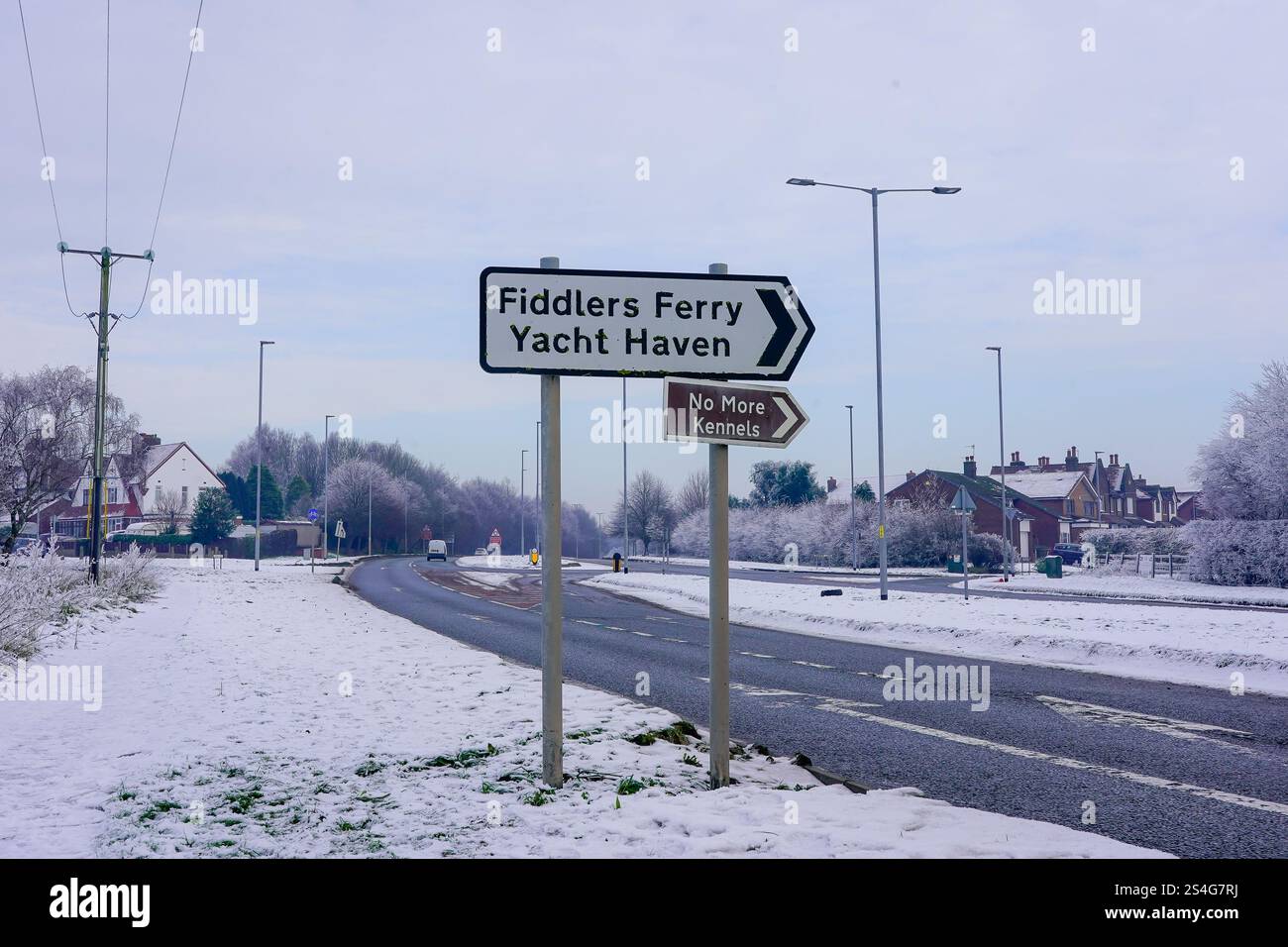 Il 2025 inizia con una copertura di neve a Warrington, sabato 11 gennaio 2025. Credito: James Giblin Photography. Foto Stock