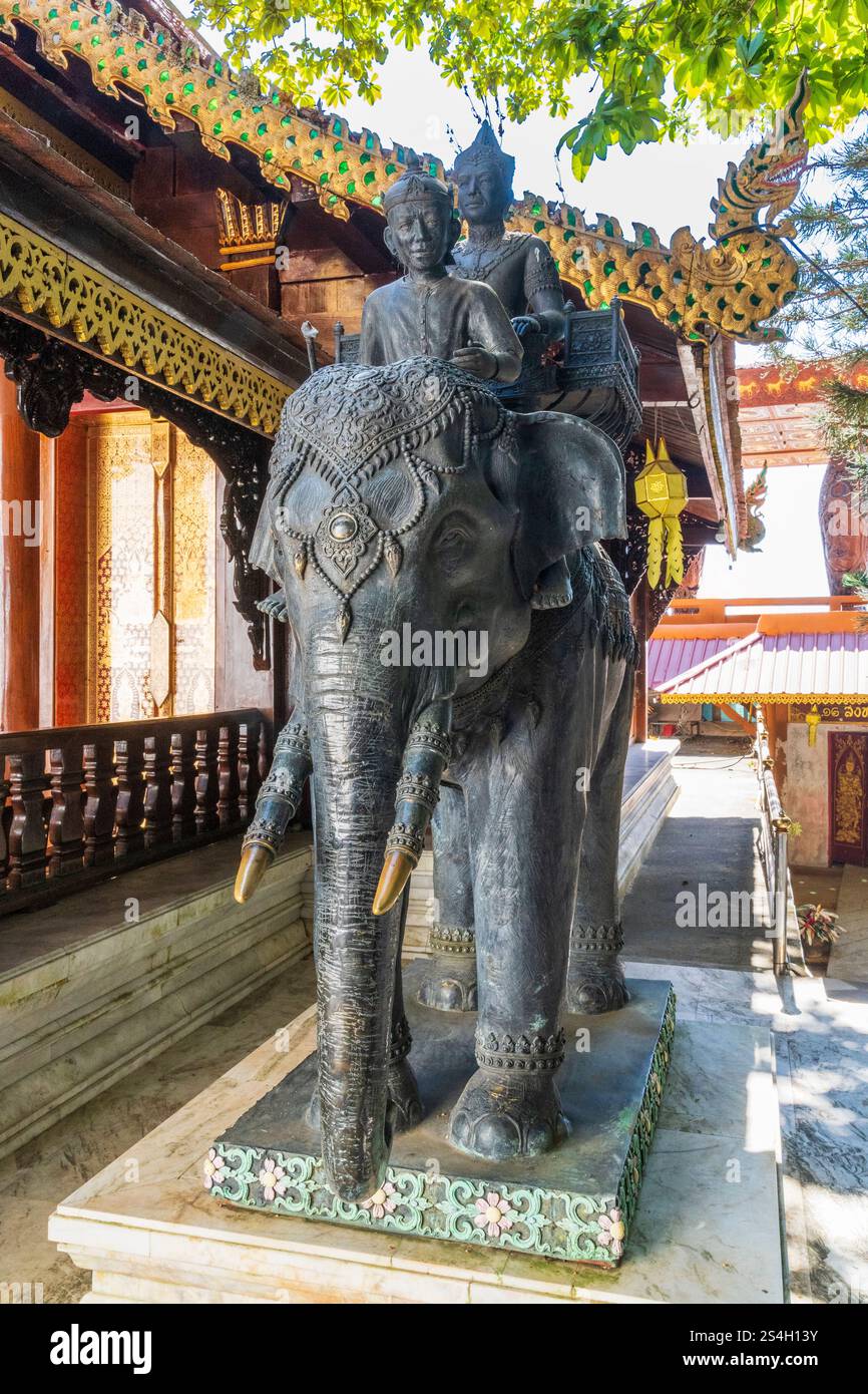 Doi Suthep vicino a Chiang mai in Thailandia in Asia Foto Stock