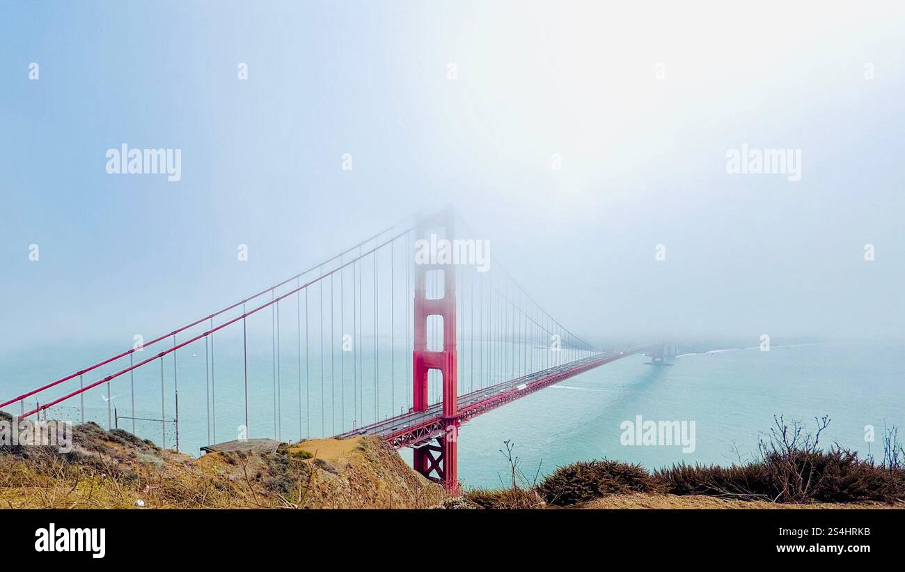 Golden Gate Bridge di San Francisco, Stati Uniti d'America - Immagine stock catturata con smartphone