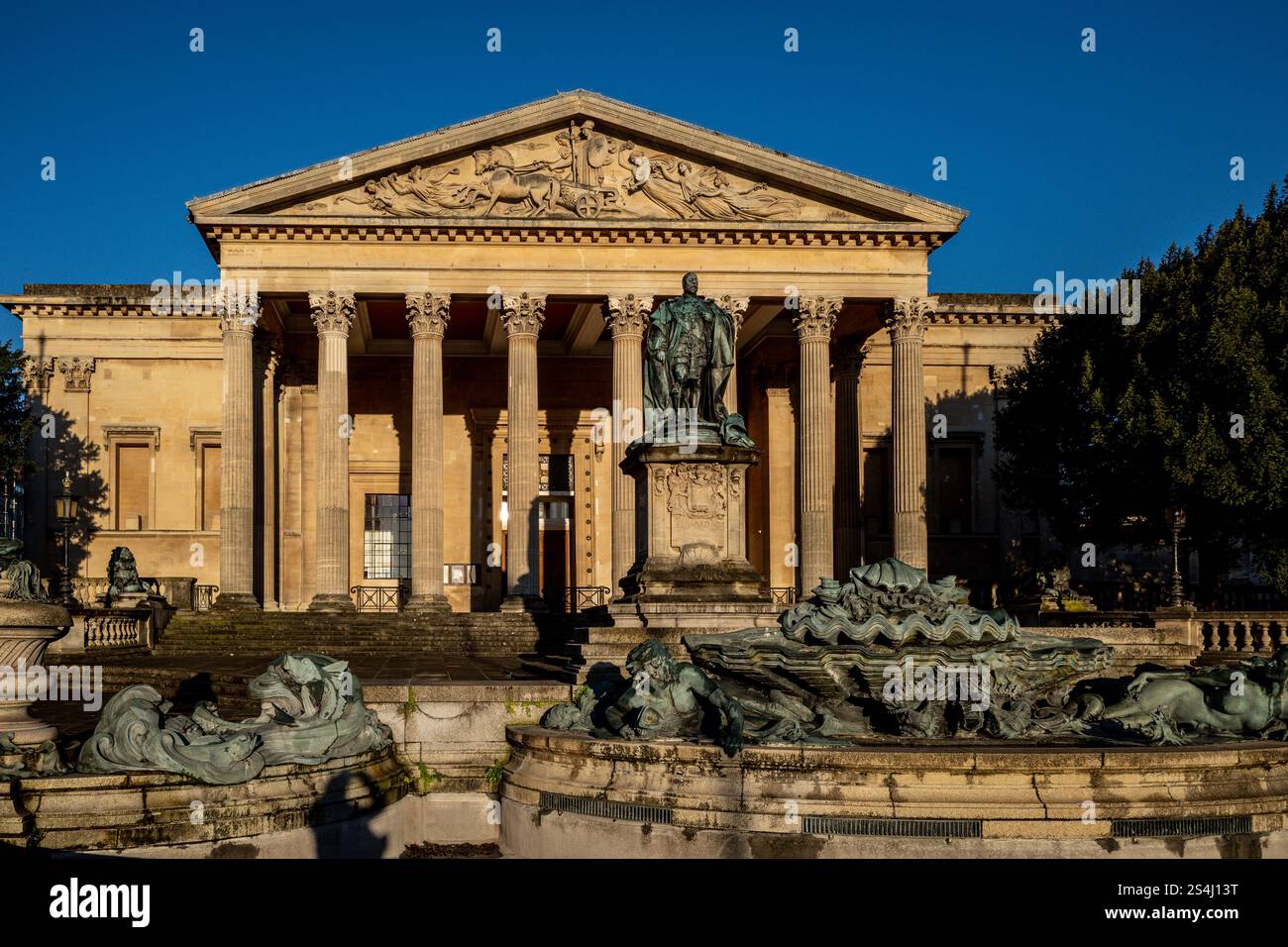 La Victoria Rooms Bristol ospita il dipartimento di musica dell'Università di Bristol a Clifton, Bristol. Aperto nel 1842, architetto Charles Dyer. Foto Stock