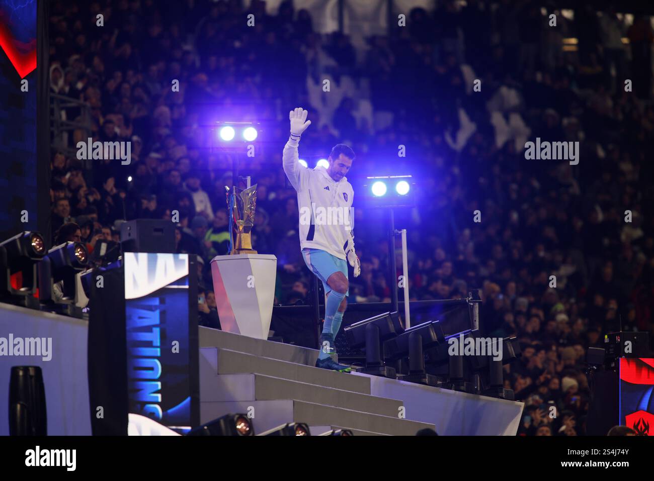 Torino, Italia. 12 gennaio 2025. Gigi Buffon durante la finale di Kings League 2025, partita di calcio tra Colombia e Brasile il 12 gennaio 2025 all'Allianz Stadium di Torino. Crediti: Nderim Kaceli/Alamy Live News Foto Stock
