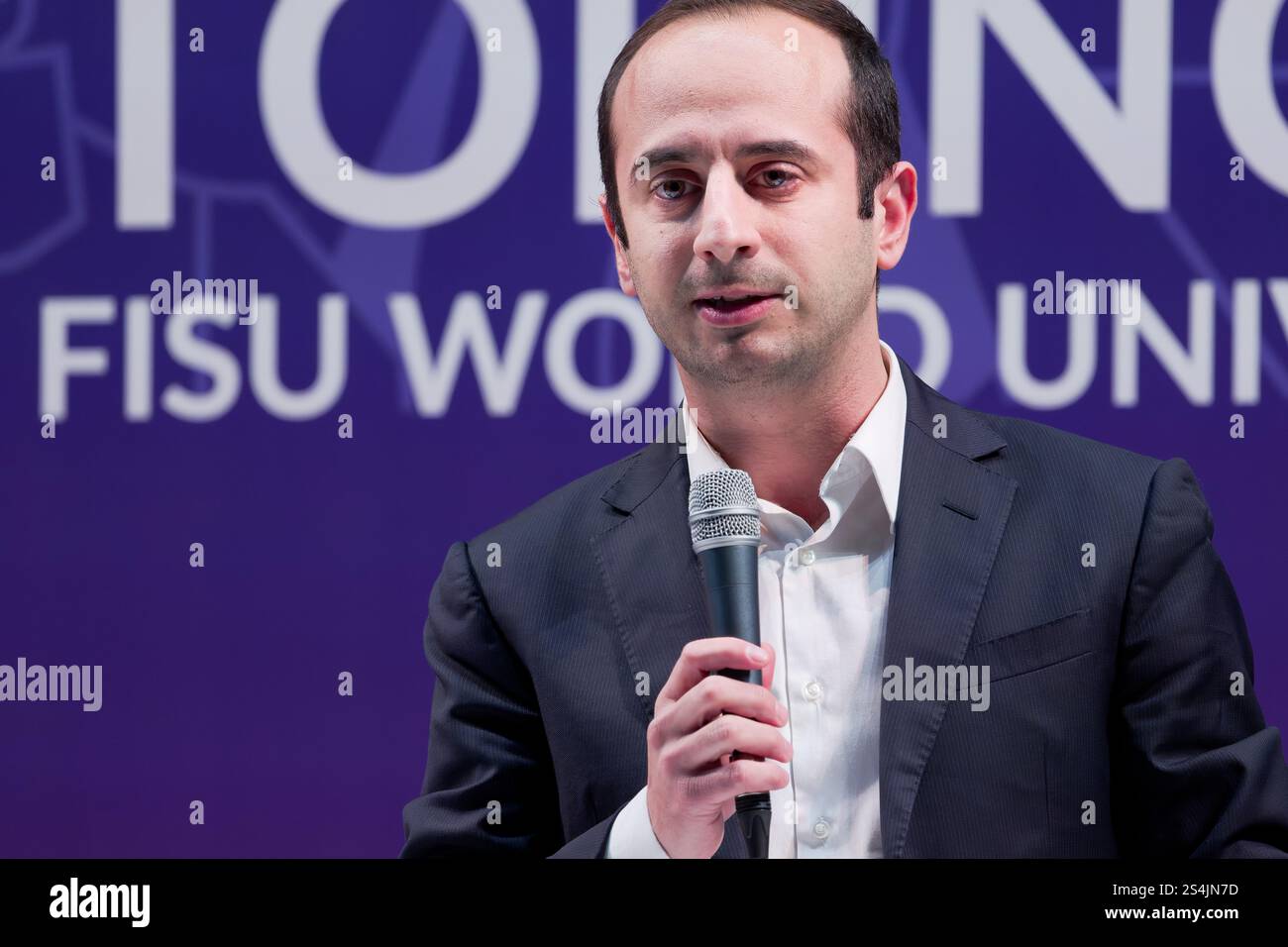 Torino, Italia. 12 gennaio 2025. Il Presidente del Comitato Organizzatore Torino 2025, Alessandro Ciro Sciretti, interviene alla conferenza stampa inaugurale dei Giochi Mondiali Universitari invernali della FISU Torino 2025. Credito: M.. Bariona/Alamy Live News Foto Stock