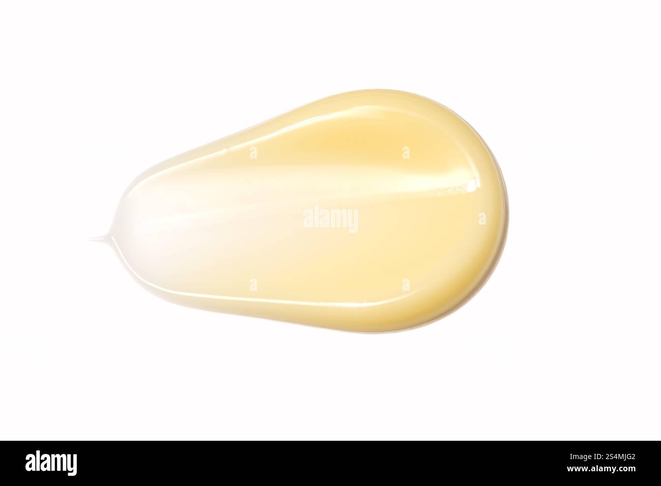 Giallo manuka miele maschera viso campione, promuovendo i benefici anti-invecchiamento della pelle con una texture liscia e cremosa isolata su sfondo bianco. Foto Stock