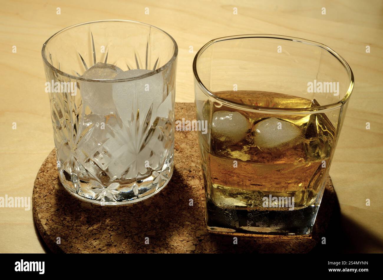 Un bicchiere di whisky Foto Stock