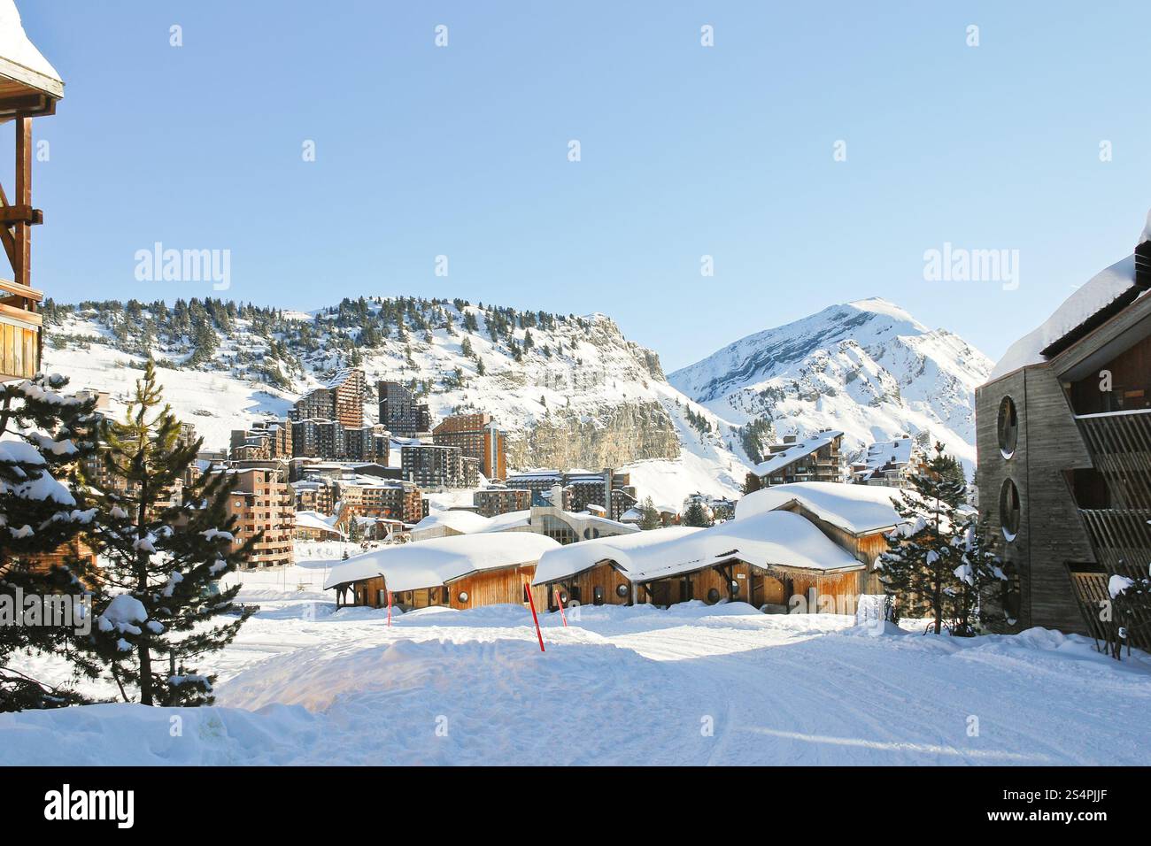 Paesaggio di Avoriaz città nelle Alpi, Portes du Soleil regione, Francia Foto Stock