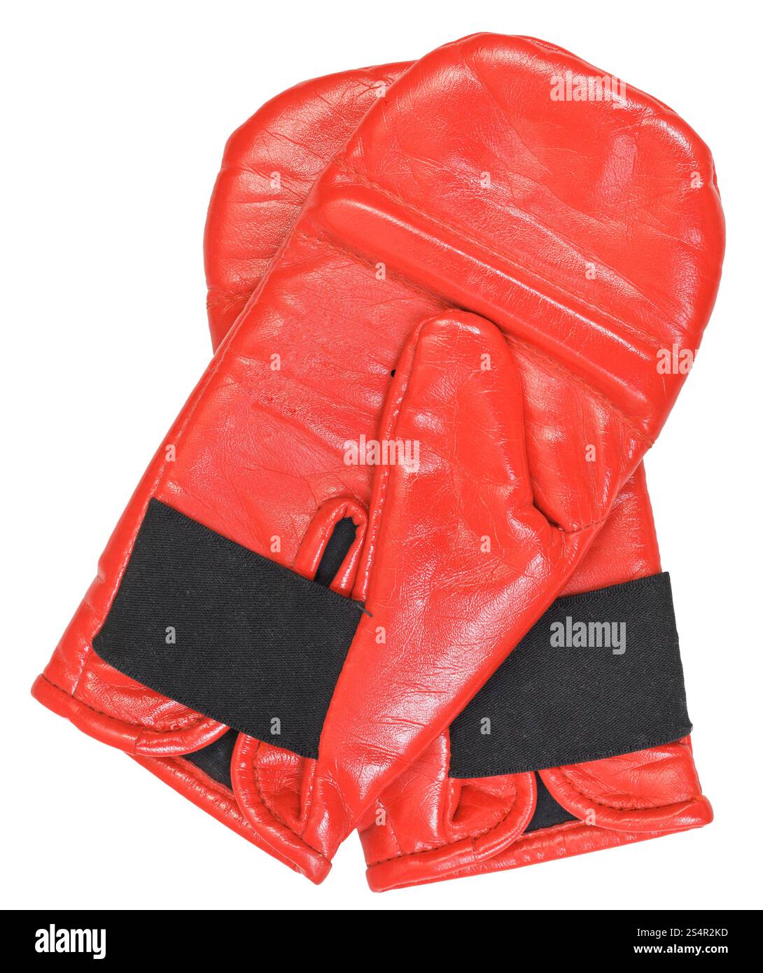 Coppia di formazione red guantoni da pugilato isolati su sfondo bianco Foto Stock