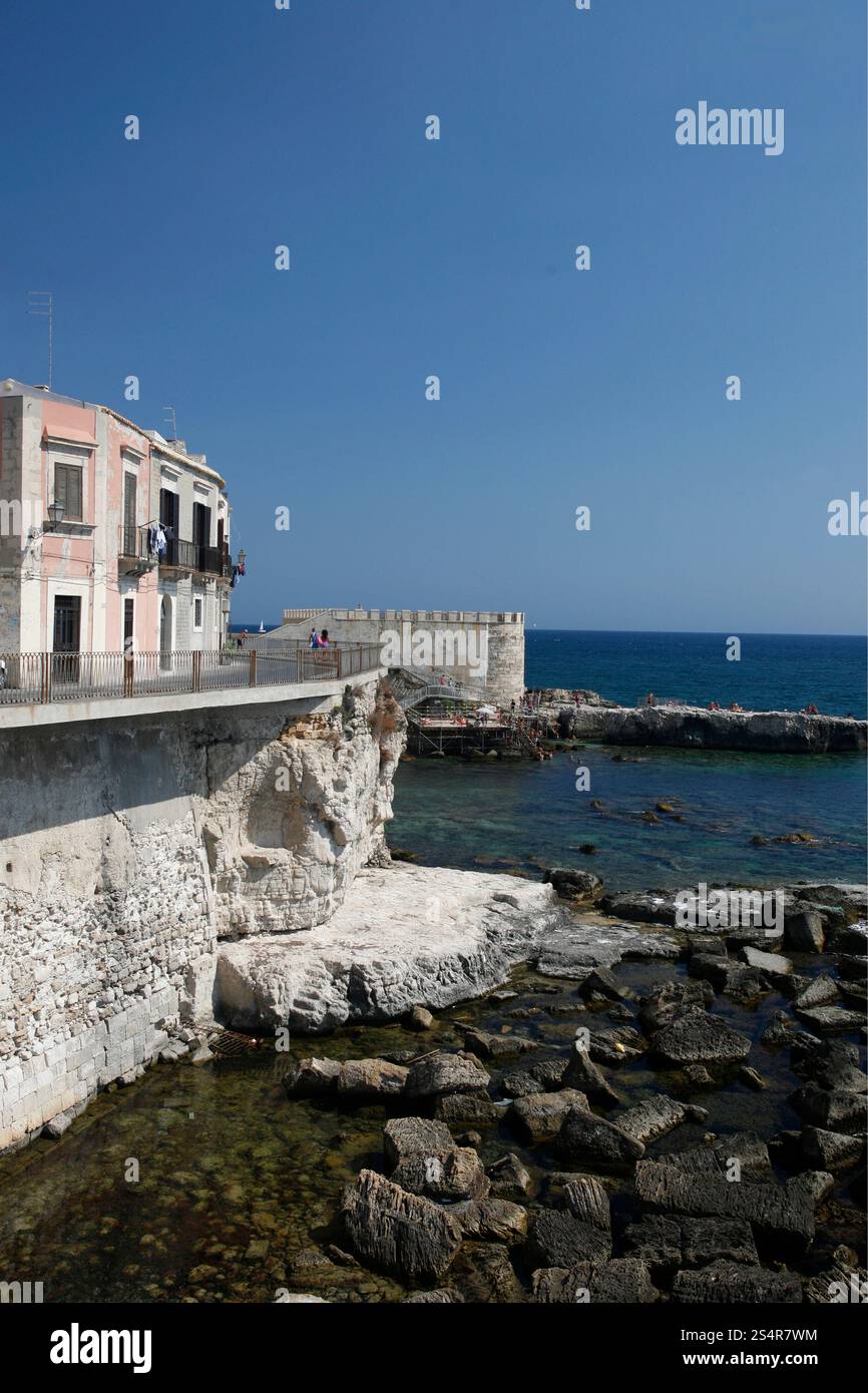 La vecchia città di Siracusa in Sicilia nel sud Italia in Europa. Foto Stock