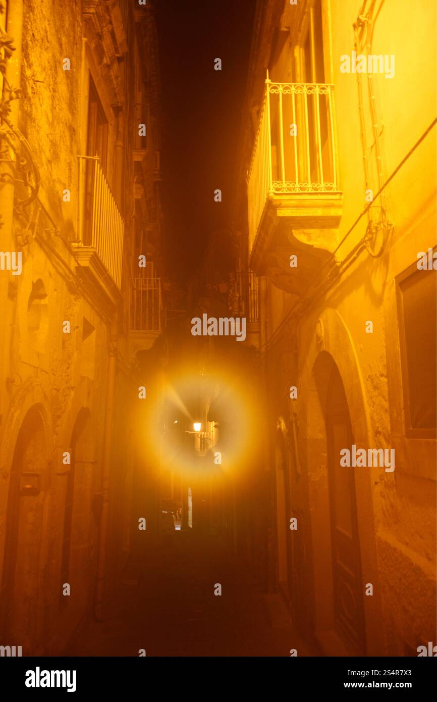 La vecchia città di Siracusa in Sicilia nel sud Italia in Europa. Foto Stock