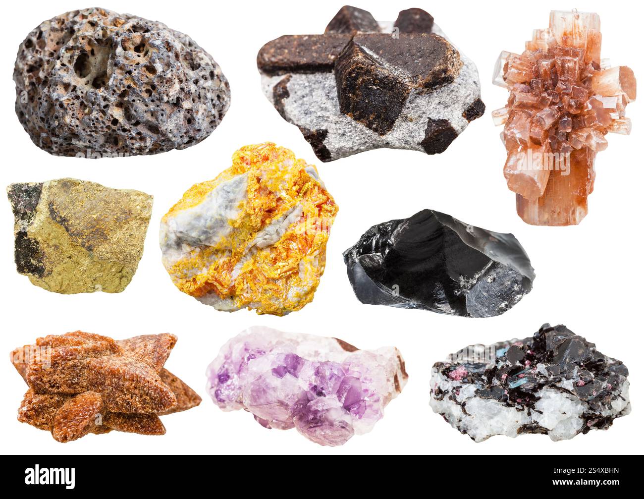 Raccolta di vari cristalli e pietre minerali - pomice, staurolite, aragonite, calcopitrite, ornamento, ossidiana, glendonite, ametista, gneiss Foto Stock