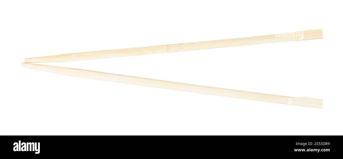 A buon mercato usa e getta bacchette di legno isolato su sfondo bianco Foto Stock