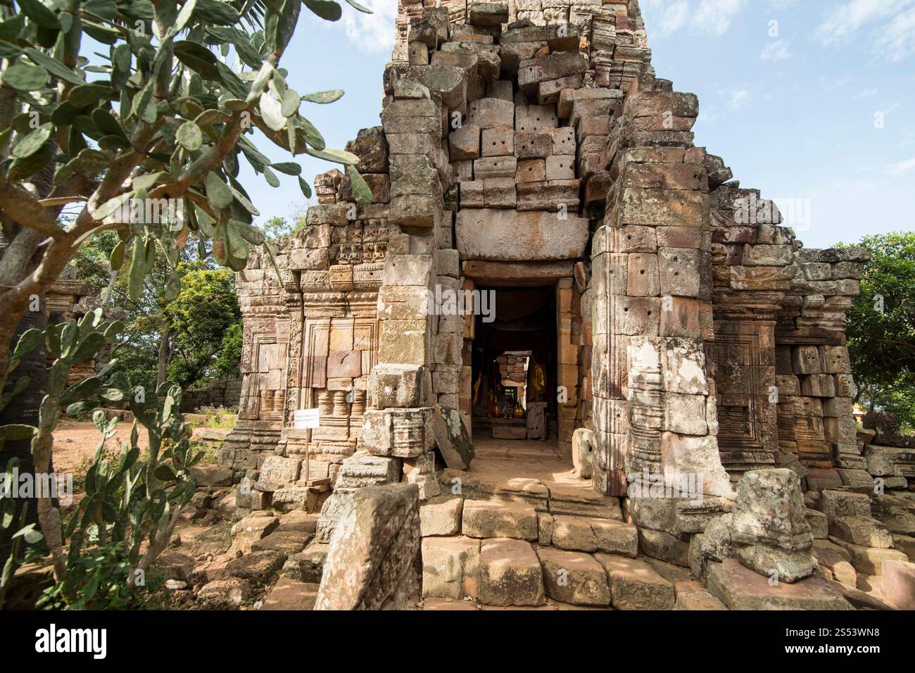 Il Tempio di wat Banan rovina a sud della città di Battambang in Cambogia. Cambogia, Battambang, novembre 2018. CAMBOGIA BATTAMBANG WAT BANAN TEMPLE Foto Stock