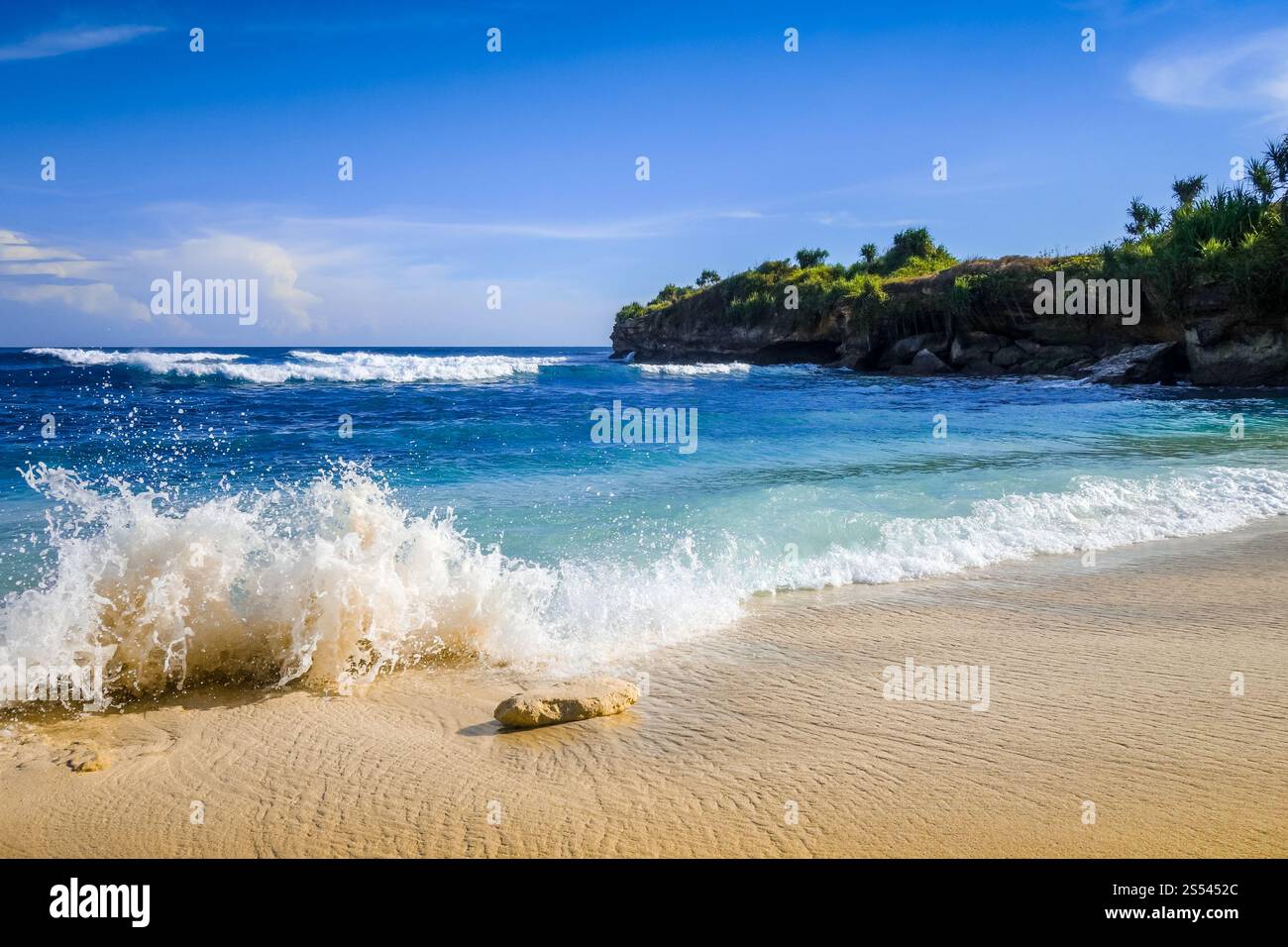 Spiaggia da sogno nell'isola di Nusa Lembongan, Bali, Indonesia. Dream Beach, Nusa Lembongan Island, Bali, Indonesia Foto Stock