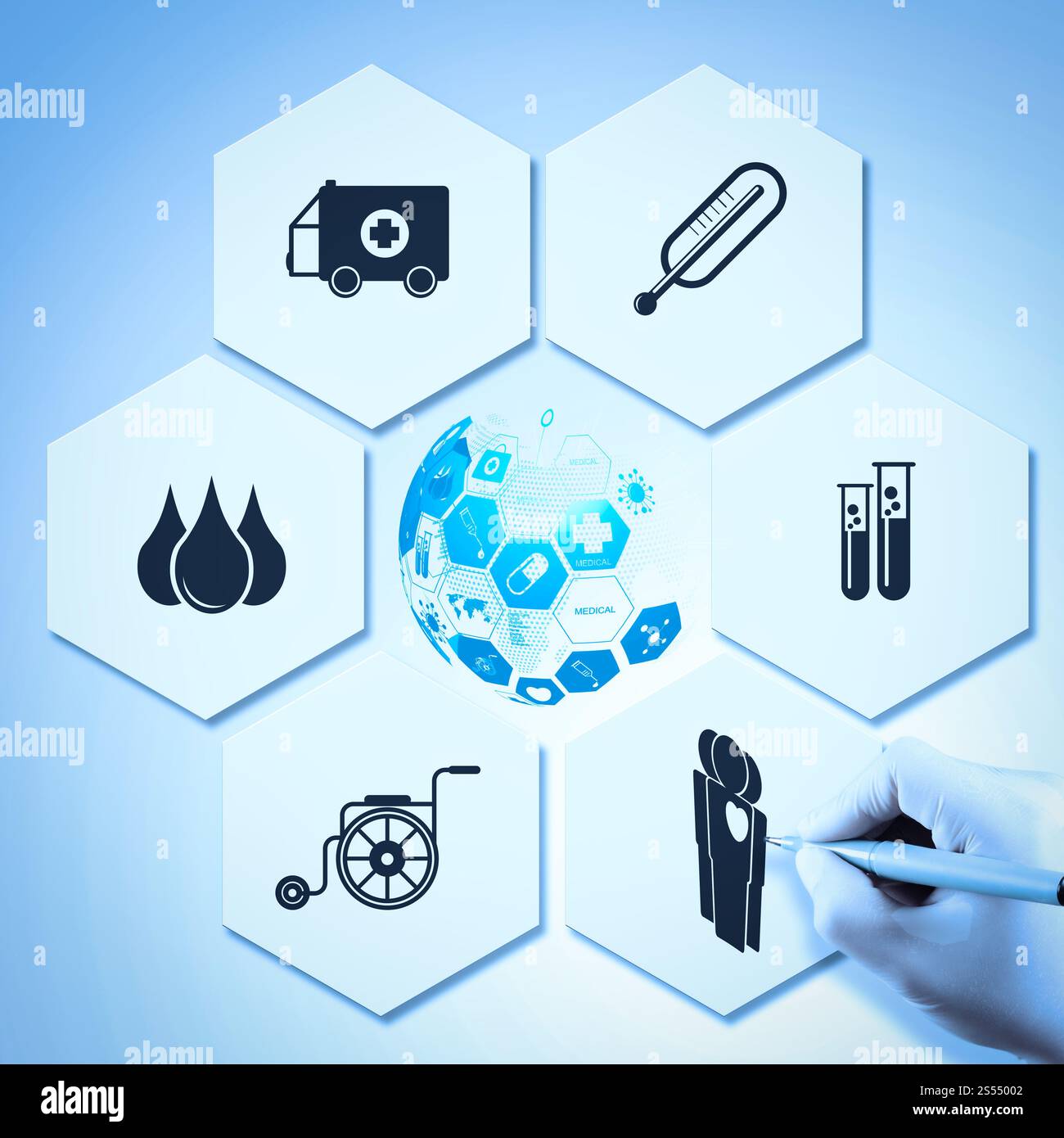 Sanità e servizi medici concetto col mondo o in forma globale e interfaccia AR.medico di medicina disegno a mano delle icone come concetto medico Foto Stock