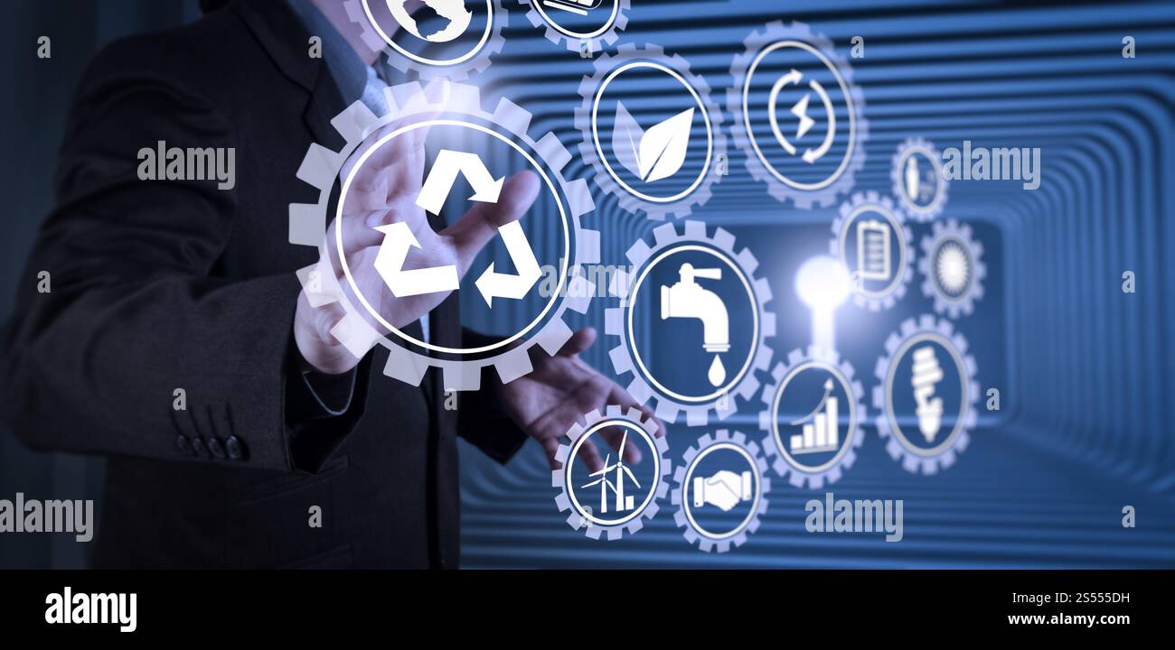 Sviluppo sostenibile con icone di energia rinnovabile e conservazione delle risorse naturali con protezione dell'ambiente all'interno di Connected Gears.business Foto Stock