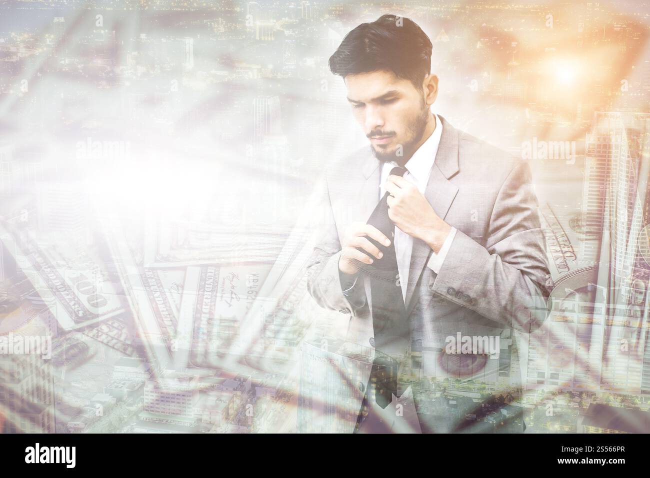 Doppia esposizione di imprenditore con sfondo di denaro. Foto Stock