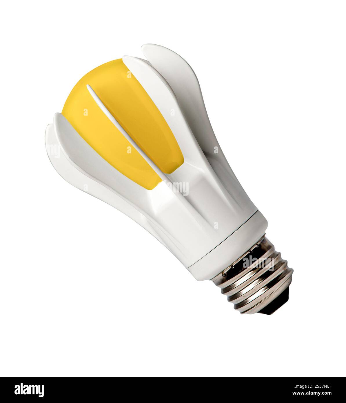 Lampada a LED per primo piano su sfondo bianco. Lampada a LED per primo piano Foto Stock