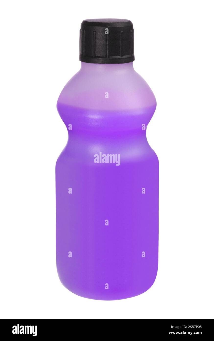 flaconi in plastica di prodotti per la pulizia, isolati su bianco. bottiglie di plastica di prodotti per la pulizia Foto Stock