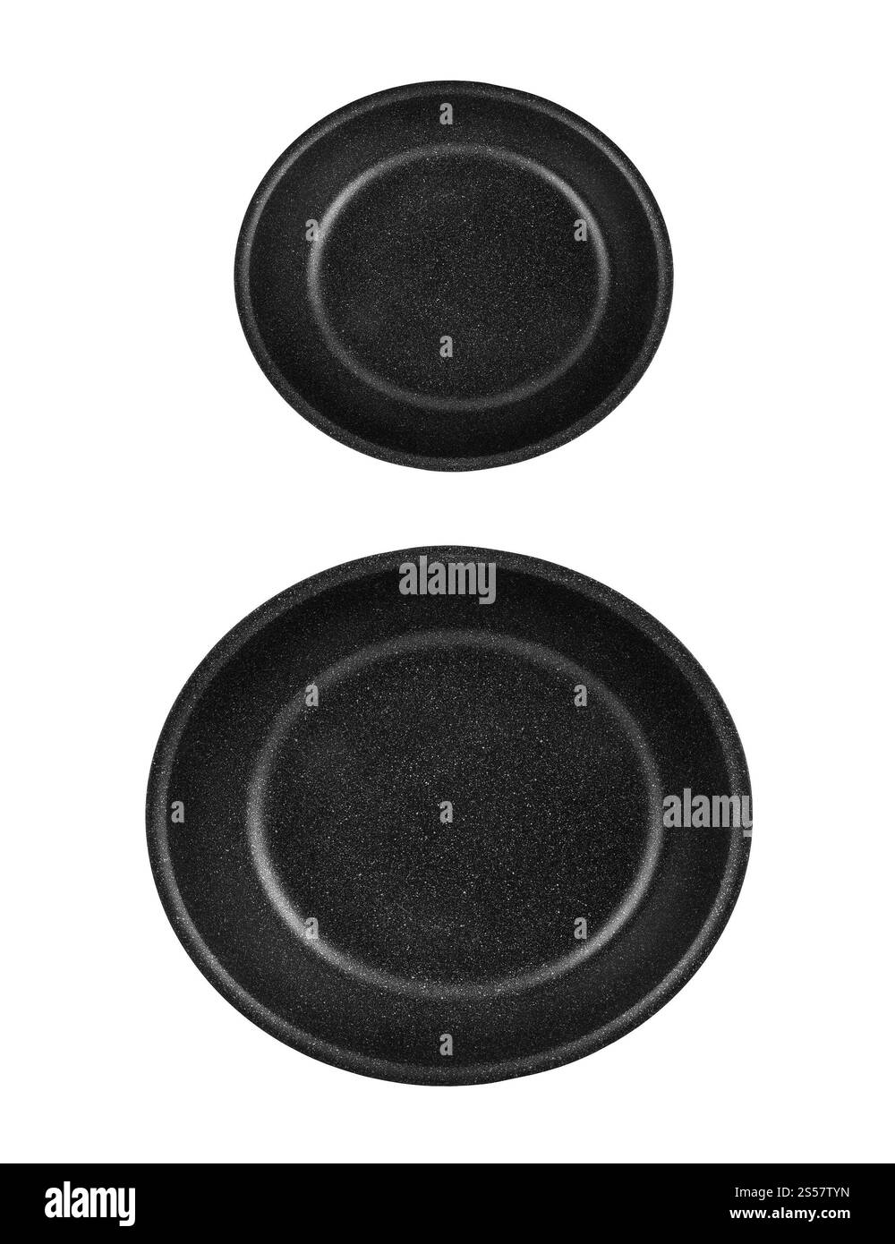 padelle da cucina isolate su sfondo bianco. padelle da cucina isolate Foto Stock