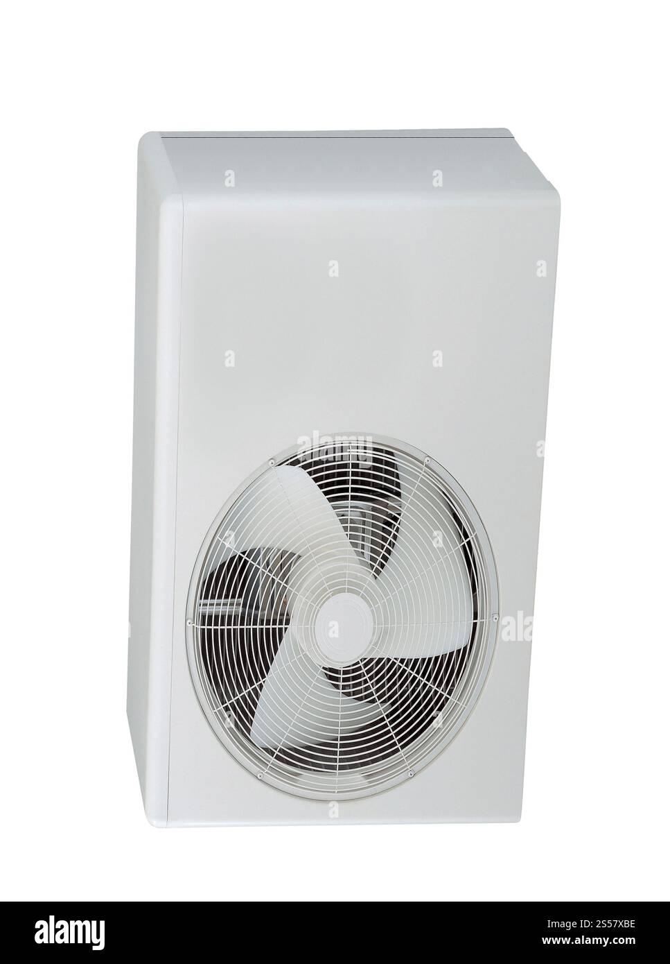 Condizionatore d'aria isolato su sfondo bianco Foto Stock