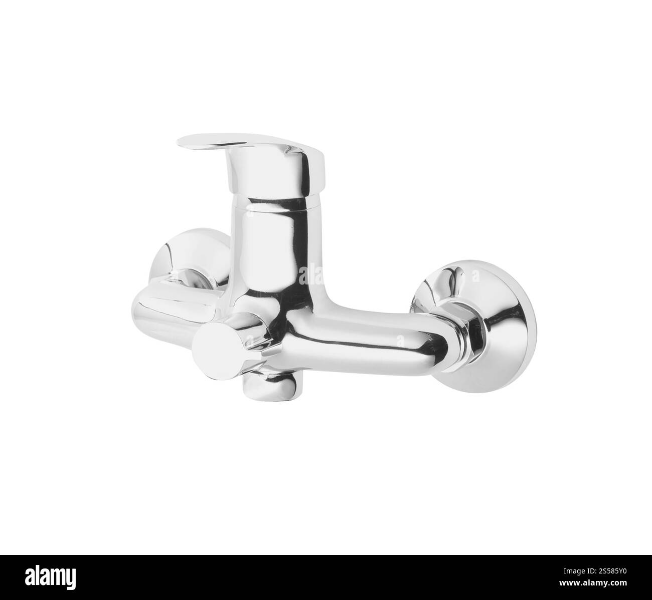 Miscelatore cromato su sfondo bianco Foto Stock