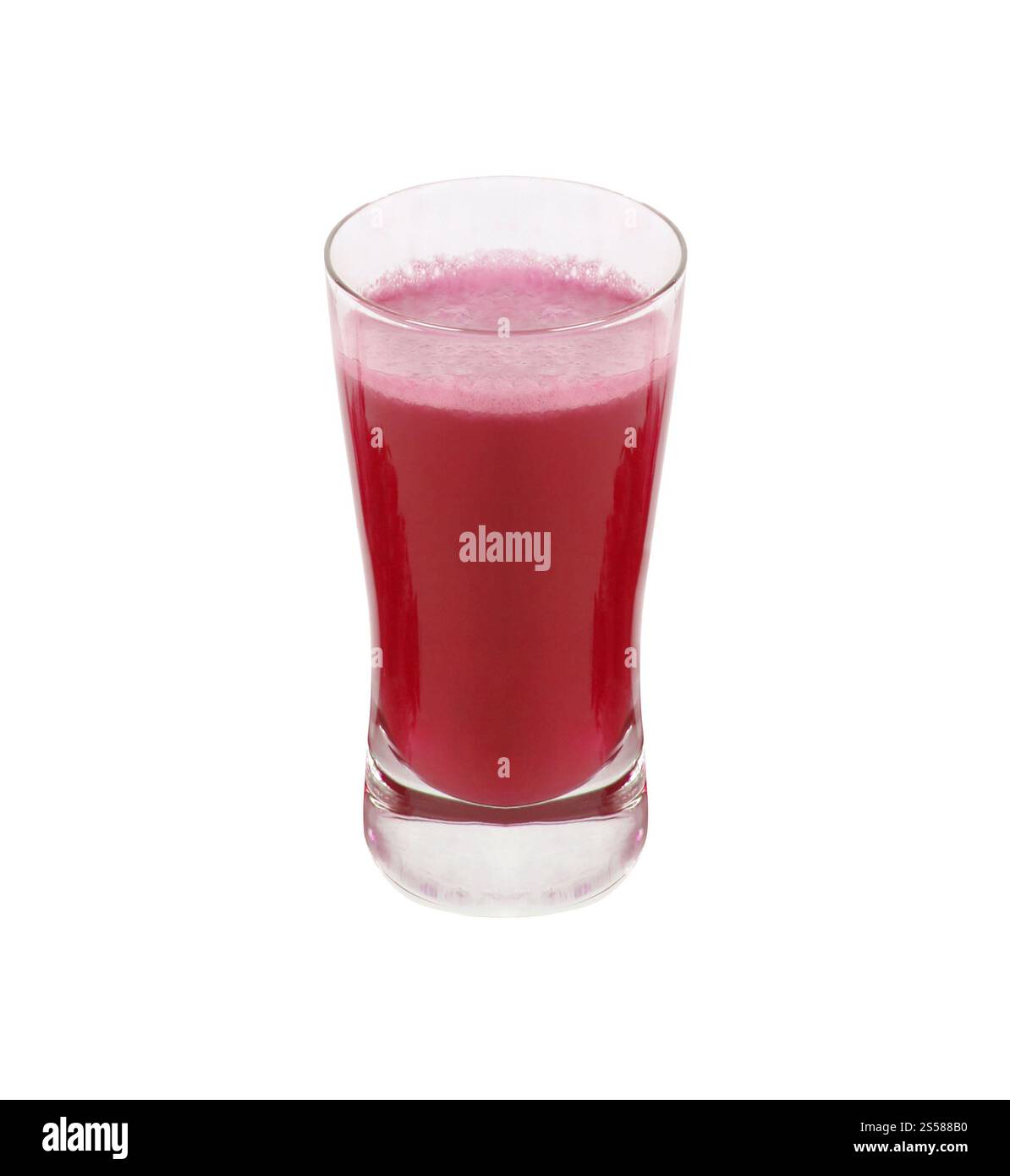 Succo misto di frutti di bosco su sfondo bianco Foto Stock