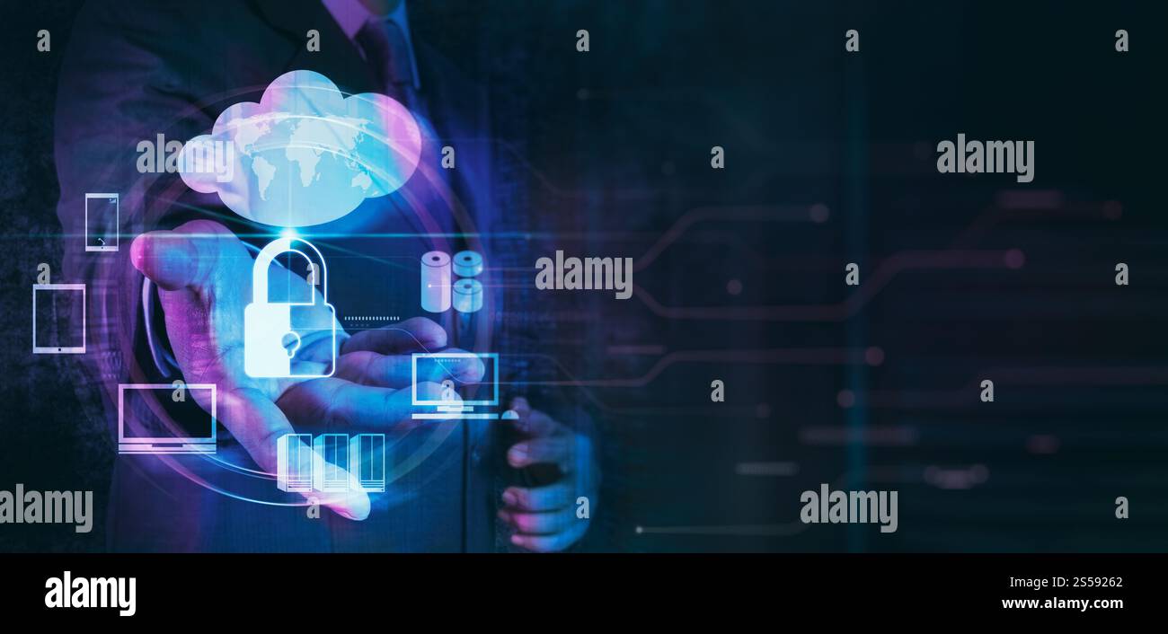 Uomo d'affari che lavora con un concetto di tecnologia Internet per il cloud computing, la sicurezza e la protezione dei dati e la privacy delle informazioni. Uomo d'affari Foto Stock