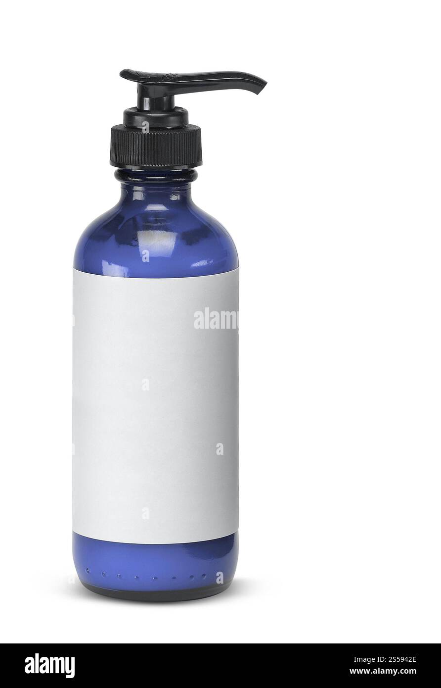 Flacone in plastica di prodotto per la cura della pelle su sfondo bianco. Flacone in plastica di prodotto per la cura della pelle Foto Stock